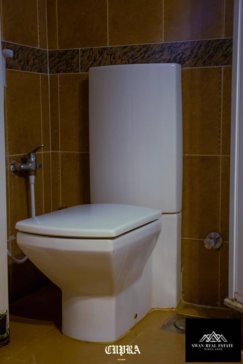 9 1000205410. jpg