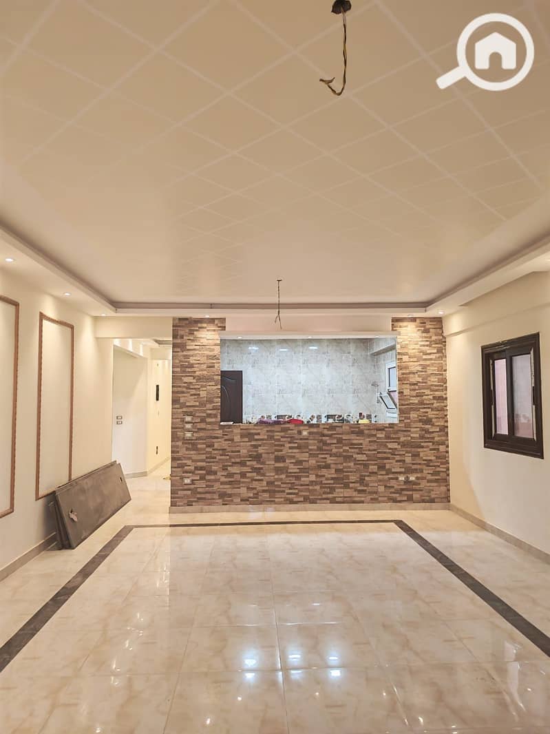 Apartment for sale in a strategic location in Al-Shorouk - Area 7 next to the Suez Road and Madinaty and Open Air Mall - Ansicht 4