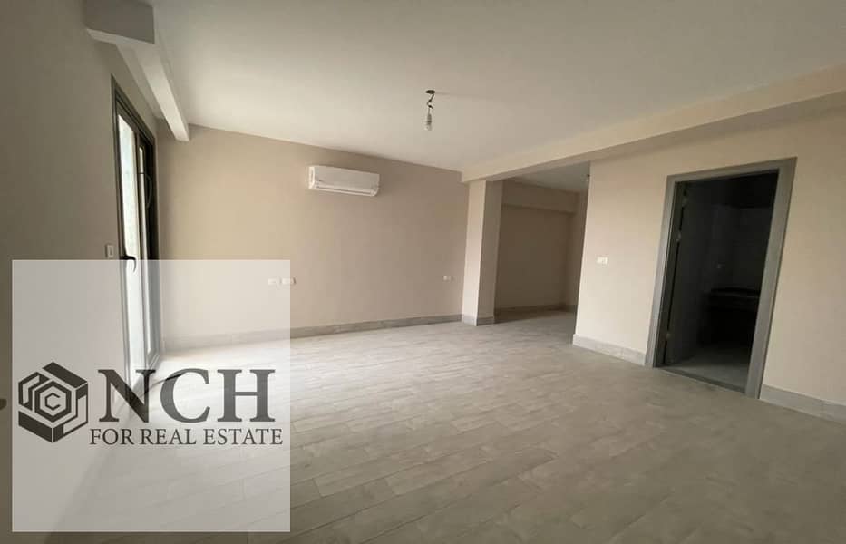 Semi Furnished Apartment for Rent in Azad | 179 sqm | Pool View - Widok 5
