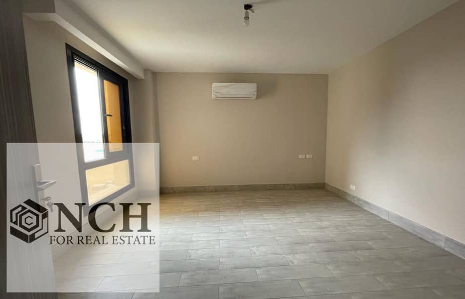 Semi Furnished Apartment for Rent in Azad | 179 sqm | Pool View - Widok 6