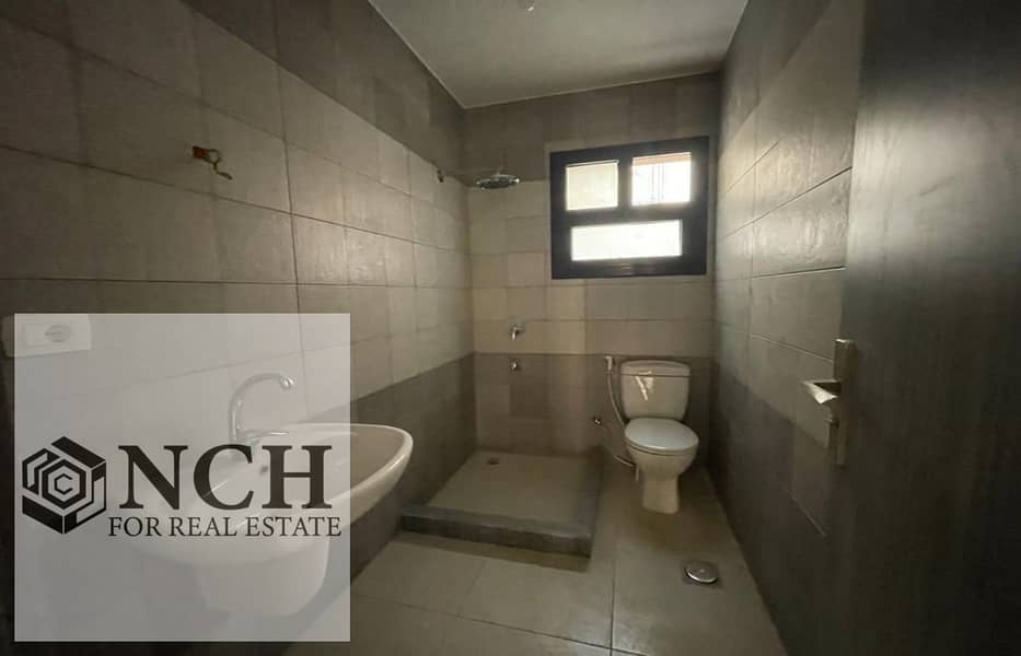 Semi Furnished Apartment for Rent in Azad | 179 sqm | Pool View - Więcej