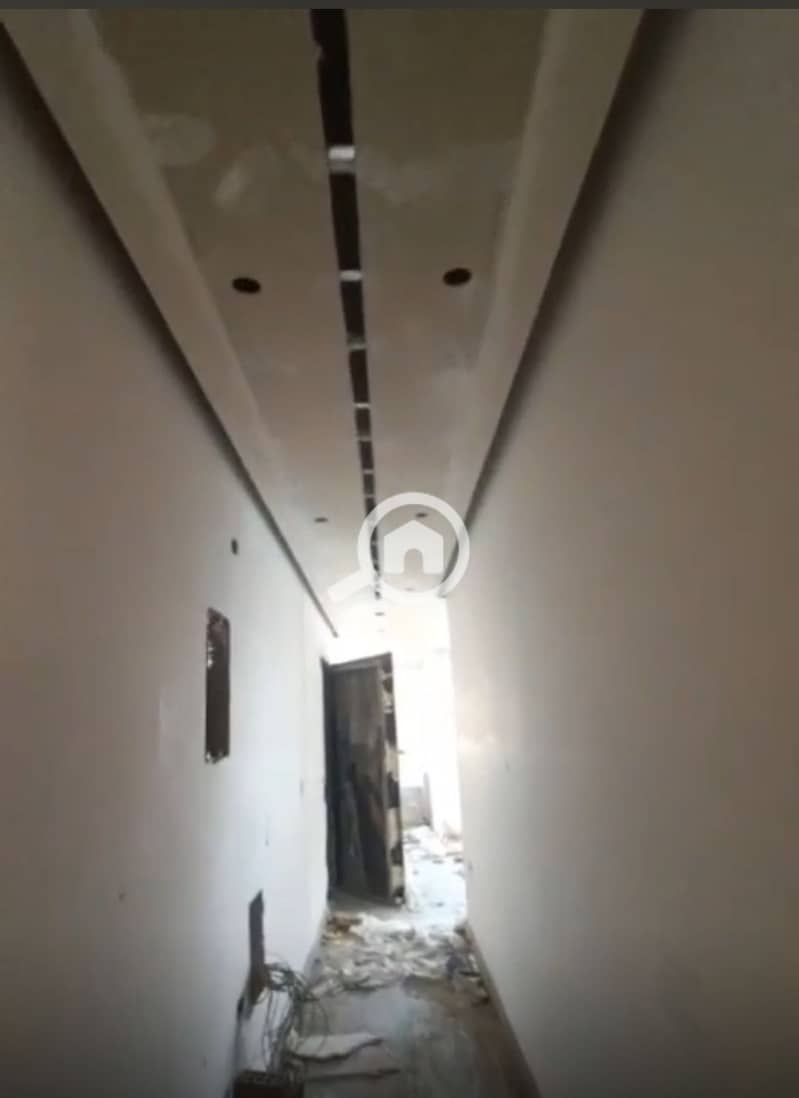Apartment for sale 135m in Tourist Area A, Hadayek October, directly on main street, immediate delivery, behind Al-Sharbatly Mosque & commercial mall, EGP 2M cash, 3/4 finished, needs final coat, with utility meters. - Ansicht 2