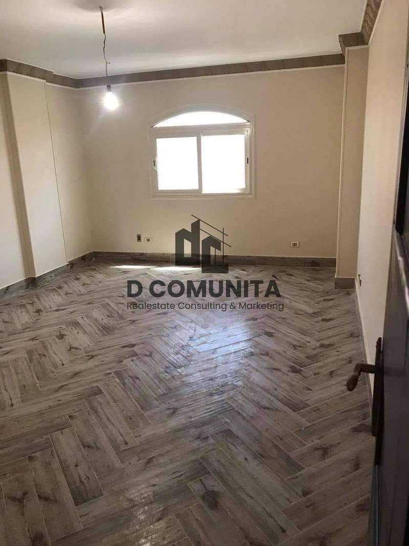 Distinctive roof for rent with an area of 250m in Al Yasmeen 2 - Garden View - Więcej