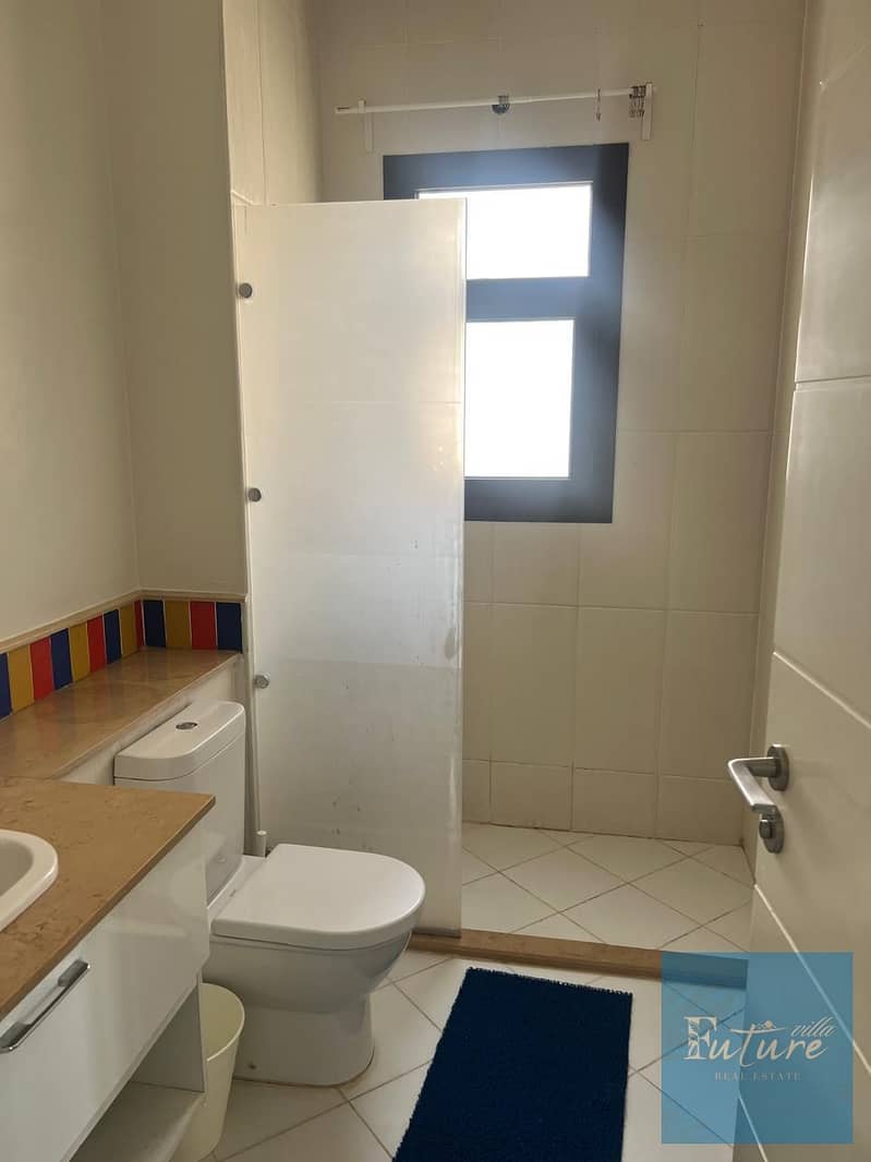 9 52549. jpg