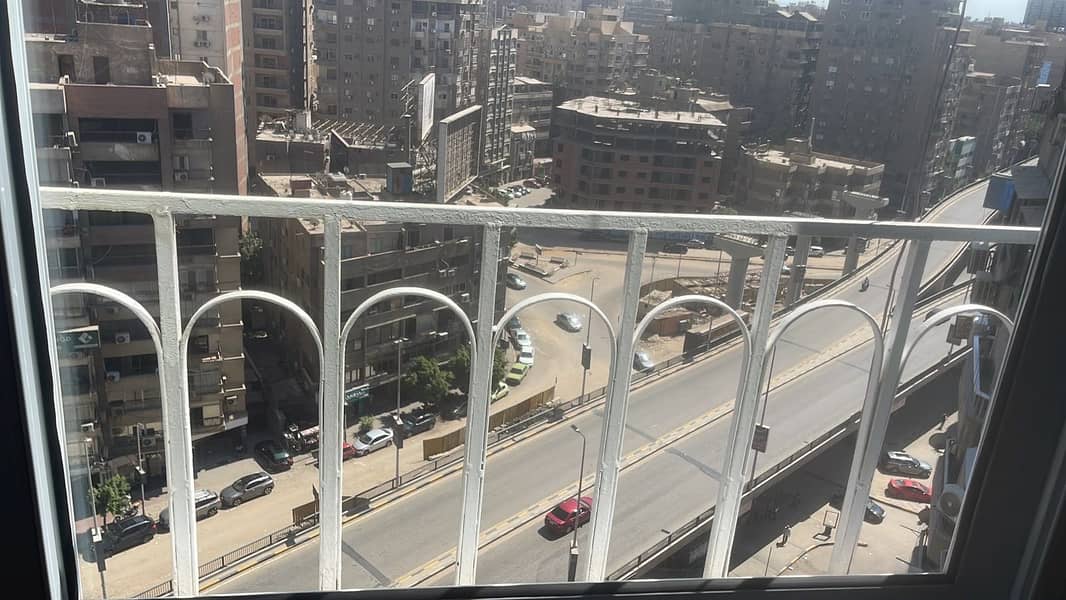 شقه ١٨٠ م بالمهندسين مطله على ميدان لبنان بالدور ال١٣ و ليس الاخير شقه ١٨٠ م بالمهندسين مطله على ميدان لبنان بالدور ال١٣ و ليس الاخير