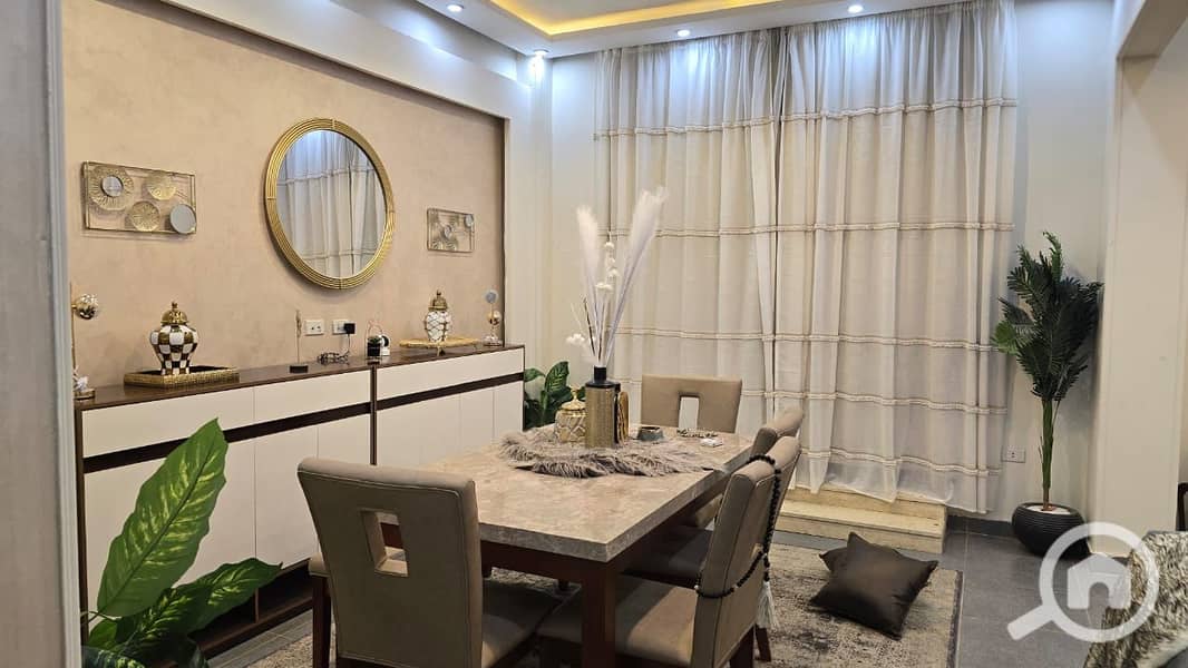 For sale: Ground-floor unit in Al-Banfsaj Villas, featuring a private garden and private entrance, with a view of the garden - Ansicht 2