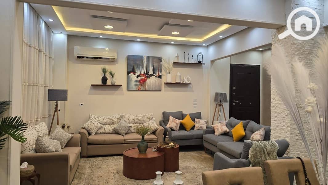 For sale: Ground-floor unit in Al-Banfsaj Villas, featuring a private garden and private entrance, with a view of the garden - Ansicht 4