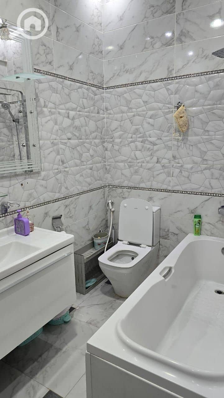 For sale: Ground-floor unit in Al-Banfsaj Villas, featuring a private garden and private entrance, with a view of the garden - Ansicht 5