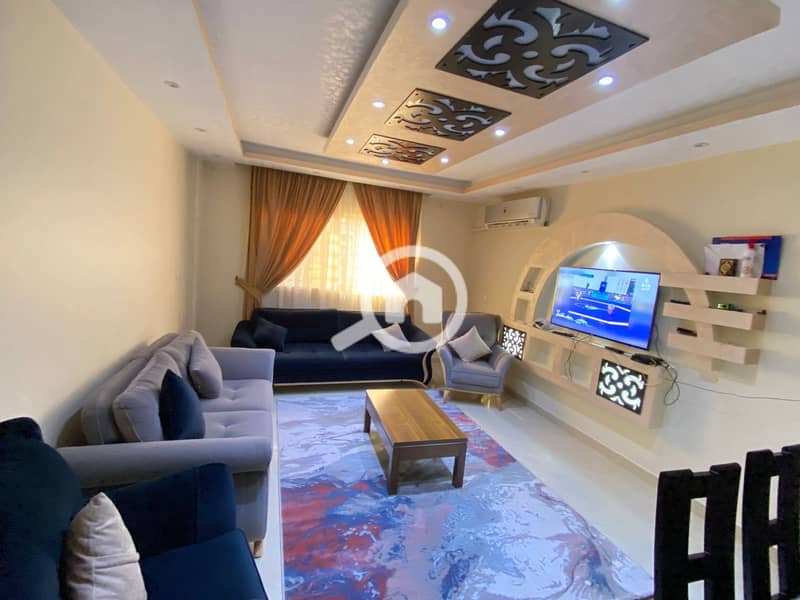 Furnished apartment for rent in Dar Misr 16 Compound, Sheikh Zayed Apartment area: 130 square meters 3 bedrooms, 2 bathrooms, reception, kitchen Raised ground floor with private garden Garden with landscaping and pergola - Ansicht 5