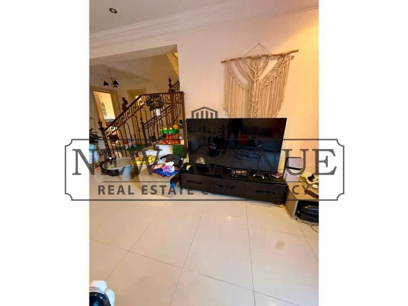 Twin Villa New Finishing Luxury 6 Bedrooms Prime Location with Ac's and equipments - Ansicht 6