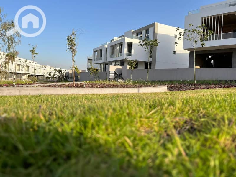 Independent villa for sale with a landscape view in Joulz - in the Eastern expansions in front of New Giza and next to Giza Plateau - Ansicht 5