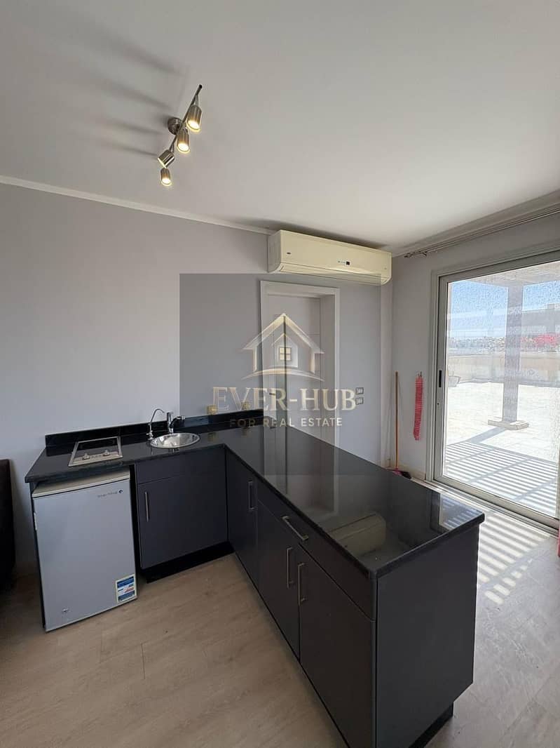 Studio with Private Roof for Rent in Palm Parks – Sheikh Zayed - Widok 5