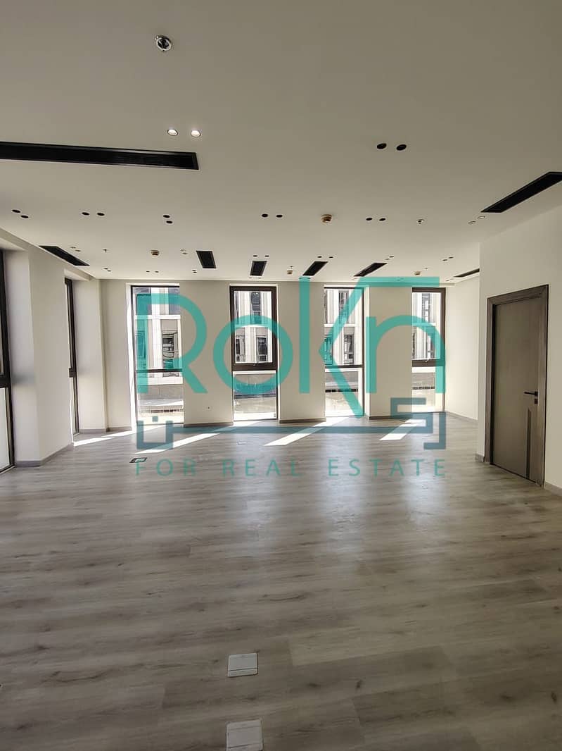 Fully-finished office for rent in The Place, Mivida 5th Setllement - Widok 3