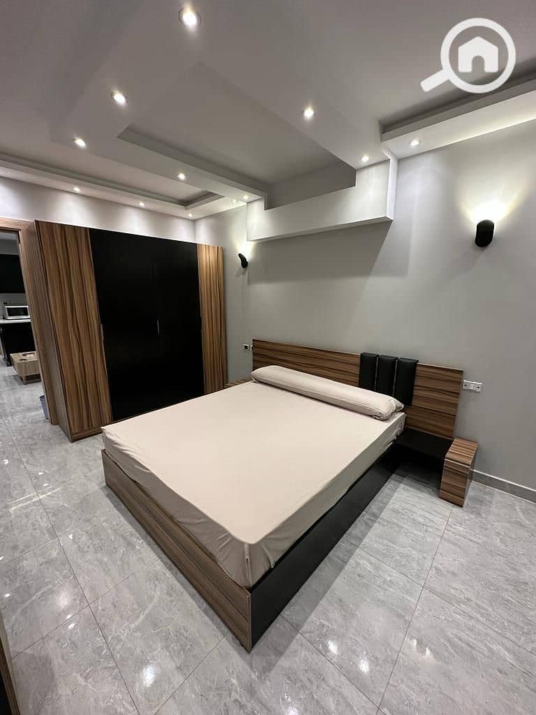 Studio on the Aqua Ground in Garden Ultra Super Lux Furniture - Widok 2