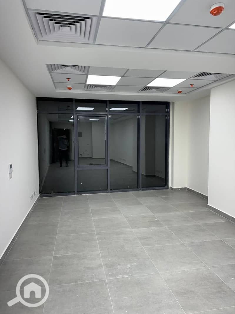 Administrative Office for Rent in Agora Mall – Ready to Use - Widok 2