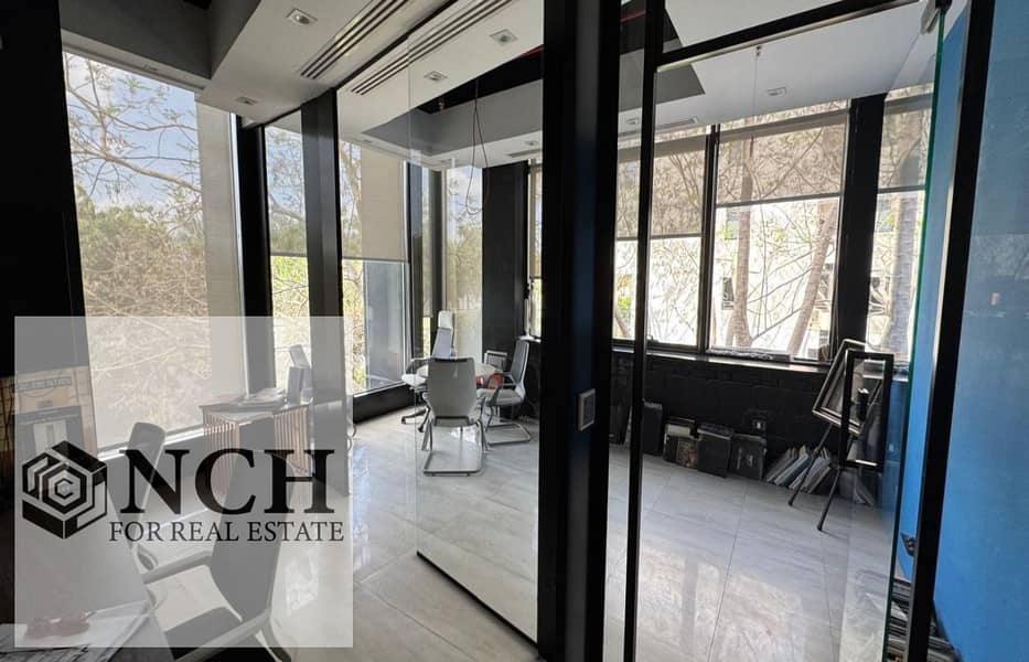 Office Space for Rent in Waterway | 101 sqm | Corner View - Więcej