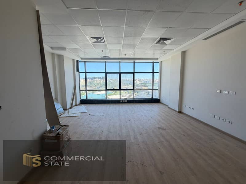 Finished Office at Sidewalk 57m for Sale -New Cairo - Widok 5