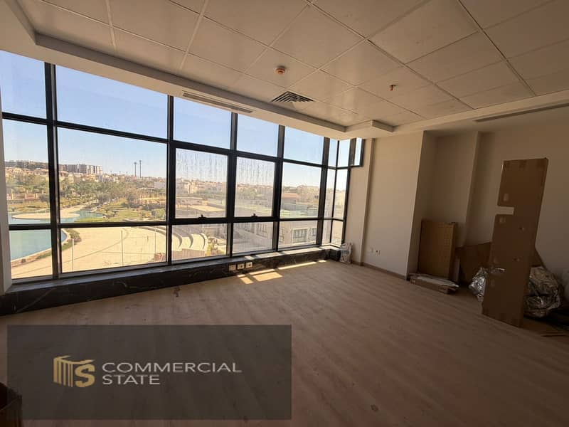 Finished Office at Sidewalk 57m for Sale -New Cairo - Widok 6