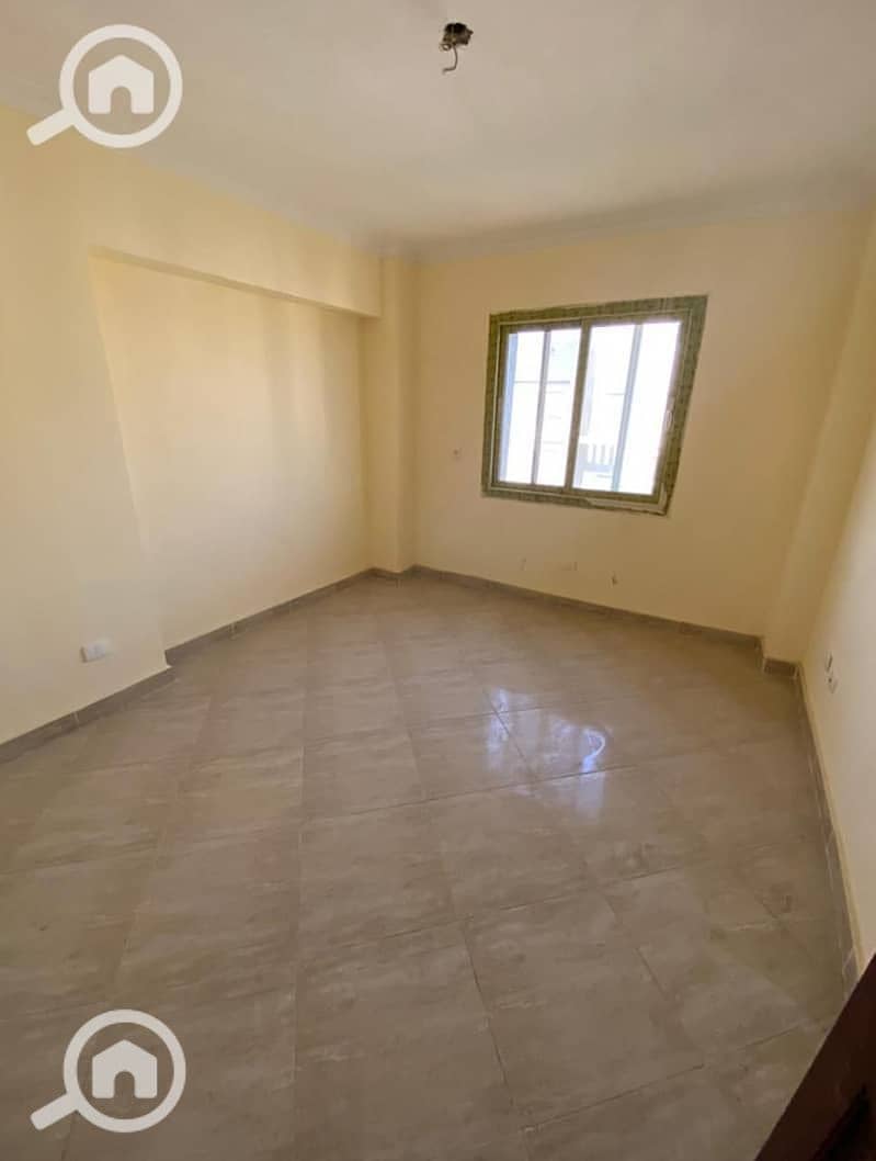 Very distinctive apartment for sale in Dar Misr Al Andalus with a garden view - Widok 3