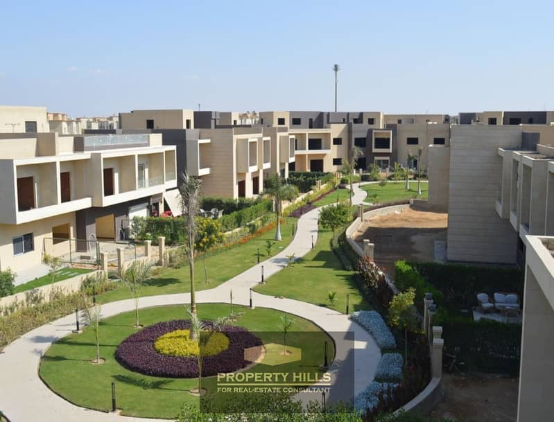 Receive a Twin House with a distinctive view in the best location in October in the Compound Joya, in front of Nile University and Mall of Arabia. - Więcej
