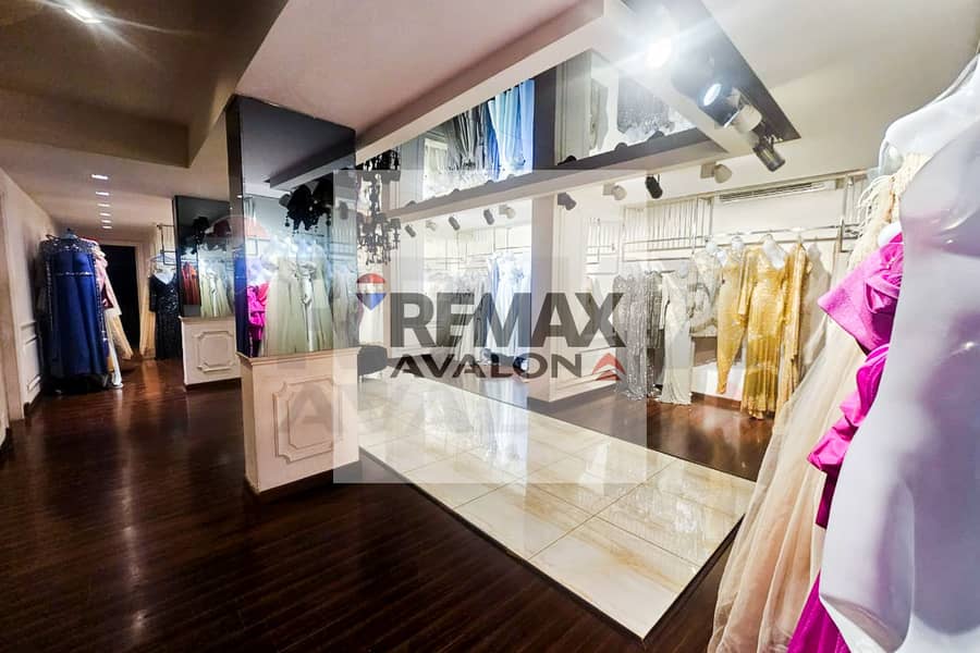 An electronic games store equipped with the latest devices and screens, all licenses. A very profitable project with a rewarding return on investment. - Ansicht 4