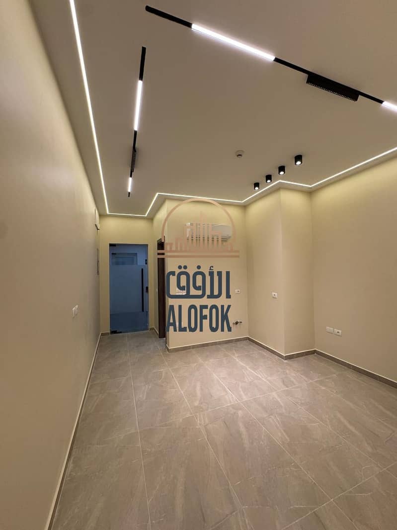 Move-In Ready Office with Plaza View in Prime New Cairo - Mehr