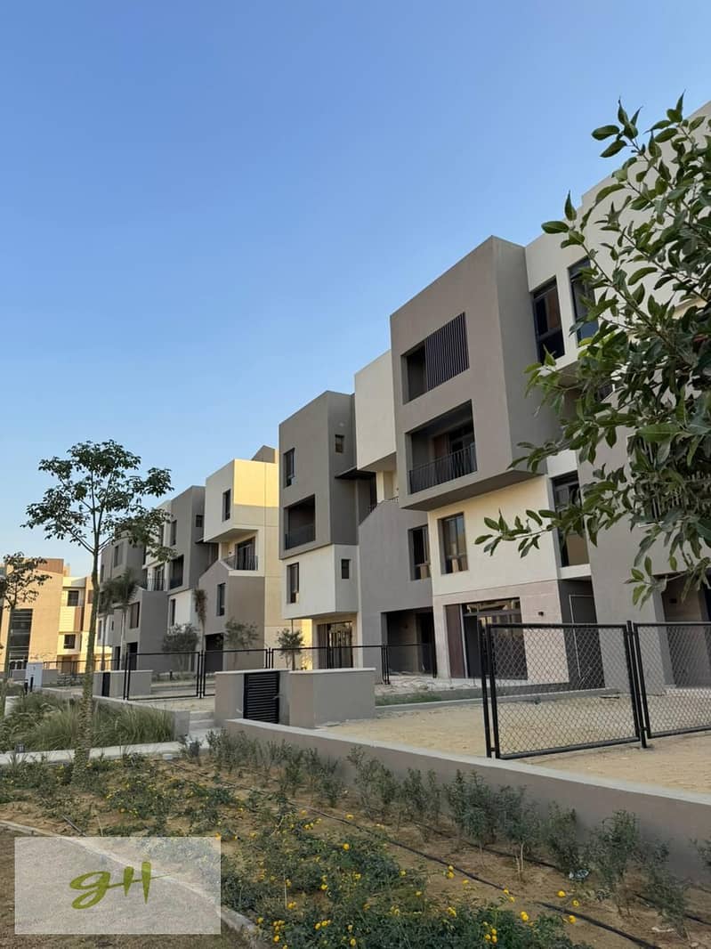 Apartment with Garden Fully Finished for Sale for Sodic East AL Shorouk City - Widok 6