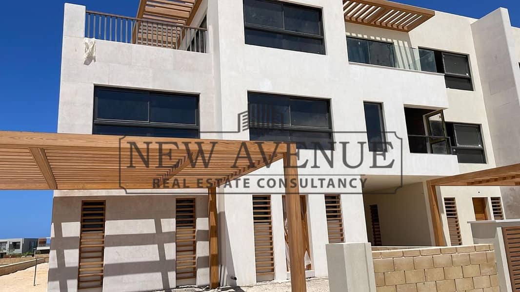 Last Corner Townhouse villa for sale at Almaza Bay Selection 1 full sea view in prime location - Ansicht 5