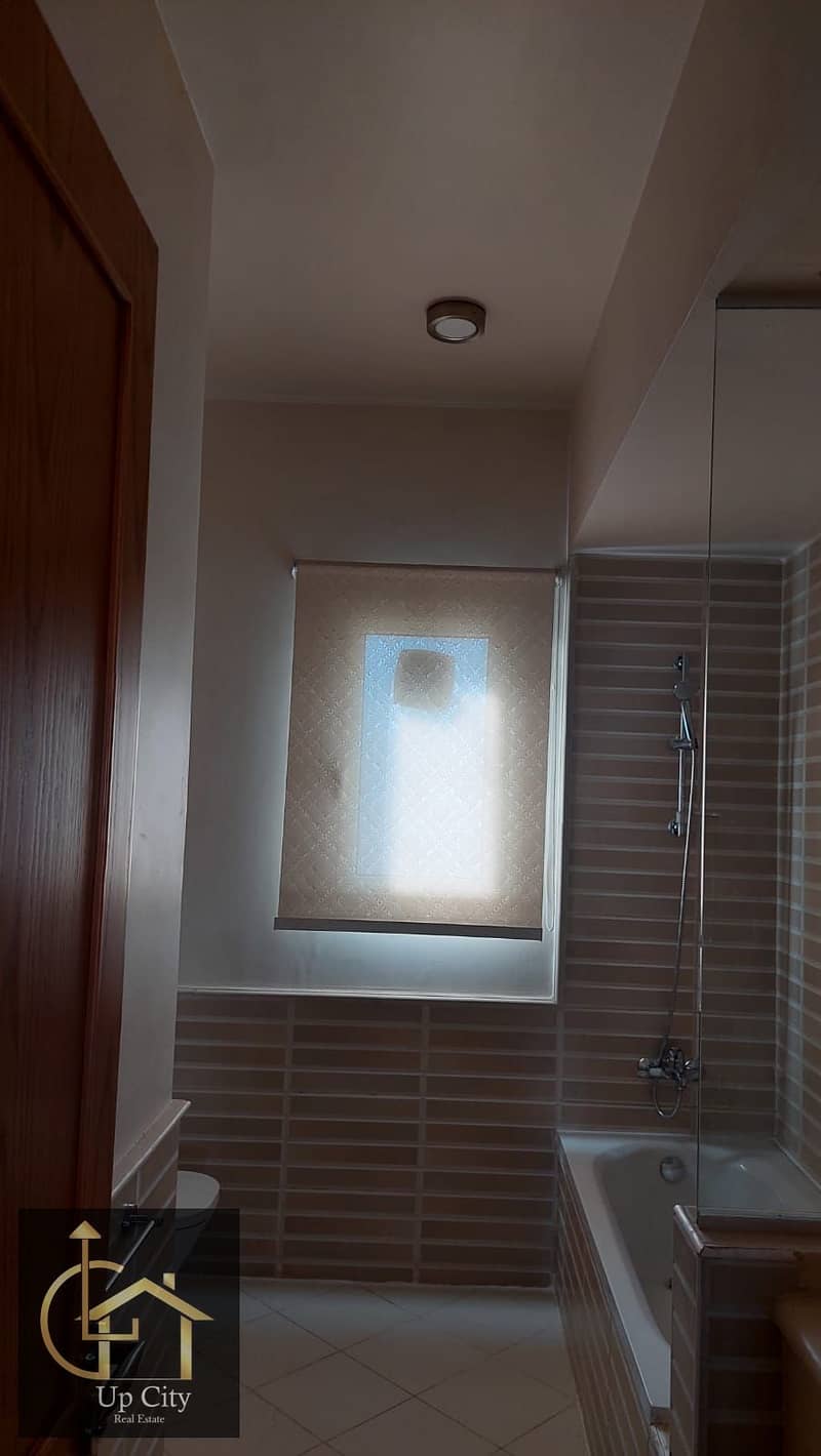 8 1000132339. jpg