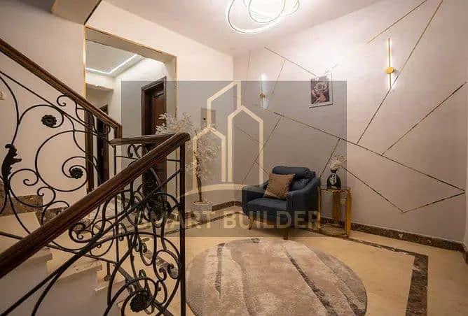 Furnished villa for rent in Sun Rise compound, New Cairo, ultra super lux finishing, hotel furnishings, very distinguished location, swimming pool, family desired. - Widok 6