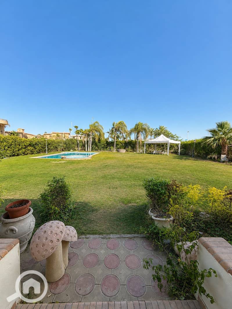 Exclusive Villa for Rent in Marina 5, North Coast | Second Row from the Sea & First Row on the Crystal Lagoon | Private Marina, Private Swimming Po - Widok 5