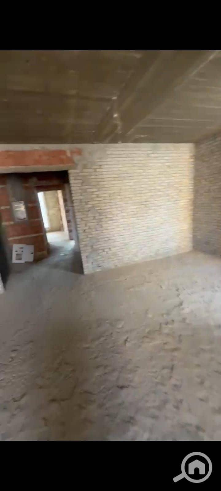 Townhouse 188m + 57m roof, 4 bedrooms + 4 bathrooms, open view, prime location, immediate delivery in Palm Hills New Cairo - Widok 5