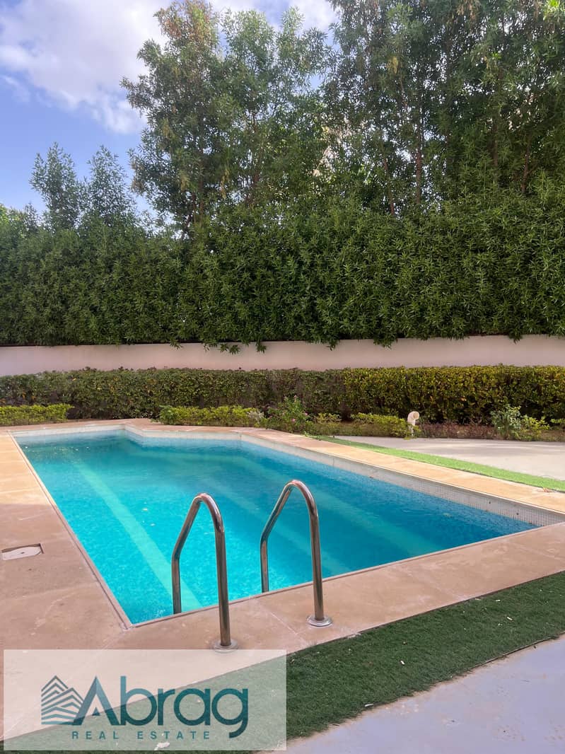Villa for rent with swimming pool, 5 bedrooms, furnished, modern, and air-conditioned, in Marrakech compound on Dahshur Link Road - Ansicht 3