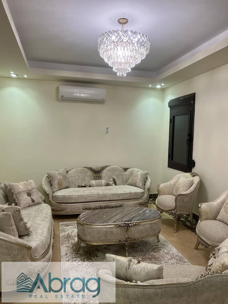 Villa for rent with swimming pool, 5 bedrooms, furnished, modern, and air-conditioned, in Marrakech compound on Dahshur Link Road - Ansicht 4