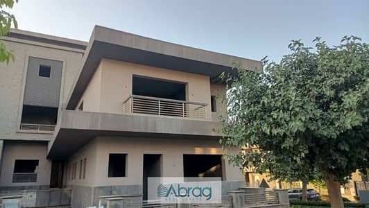 تاون هاوس 6 غرف نوم للبيع في 6 اكتوبر، الجيزة - 88586039-e87a-4032-ba26-97d435132a2b. jpg تاون هاوس 6 غرف نوم للبيع في 6 اكتوبر، الجيزة - 88586039-e87a-4032-ba26-97d435132a2b. jpg