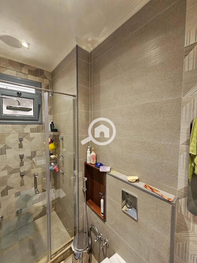 Apartment in Lotus South, special location, luxurious finishes. – pohled 5