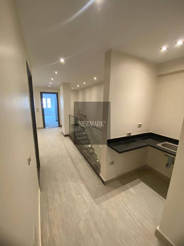 For Rent Fully Finished Largest ivilla Garden 280 m + 80 m Garden In Mountain View Hyde Park 5th Settlement New Cairo near Mivida Emaar - Widok 5