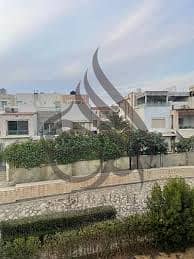 twin house fully finished for sale in Coronfel Heights new cairo prime location under market price - Więcej