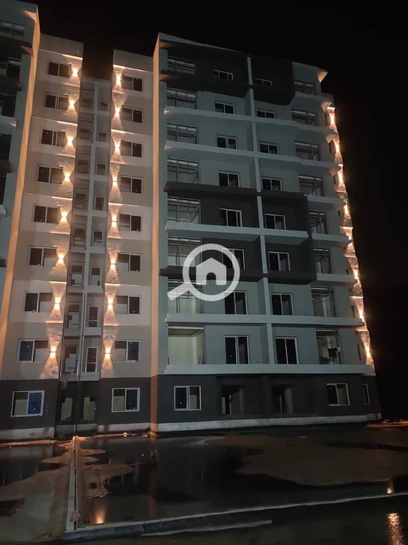 A 150m apartment ready for immediate delivery in the New Administrative Capital in the best locations R7 directly in front of the Diplomatic District | Very special price and luxurious finishing inside a fully serviced compound. – pohled 4