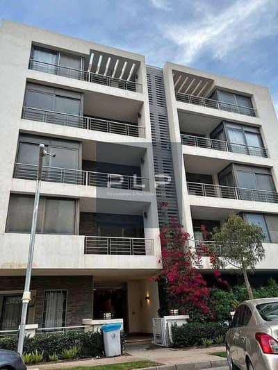 3 Bedroom Flat for Sale in New Cairo, Cairo - 717066829_1547409383835253_6807478065720693040_n. jpg