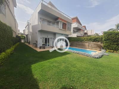 فیلا 5 غرف نوم للبيع في الشيخ زايد، الجيزة - 6f7c9205-5081-442e-bf7f-a8e6adb0e7ca. jpeg
