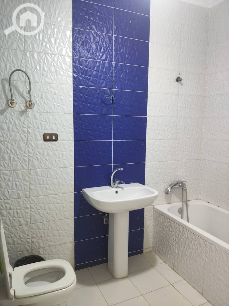 Apartment for rent, new law, suitable for an administrative office, next to Zajit Mall on the main street, entrance to Zaid, four reached Dahshour. - Widok 6