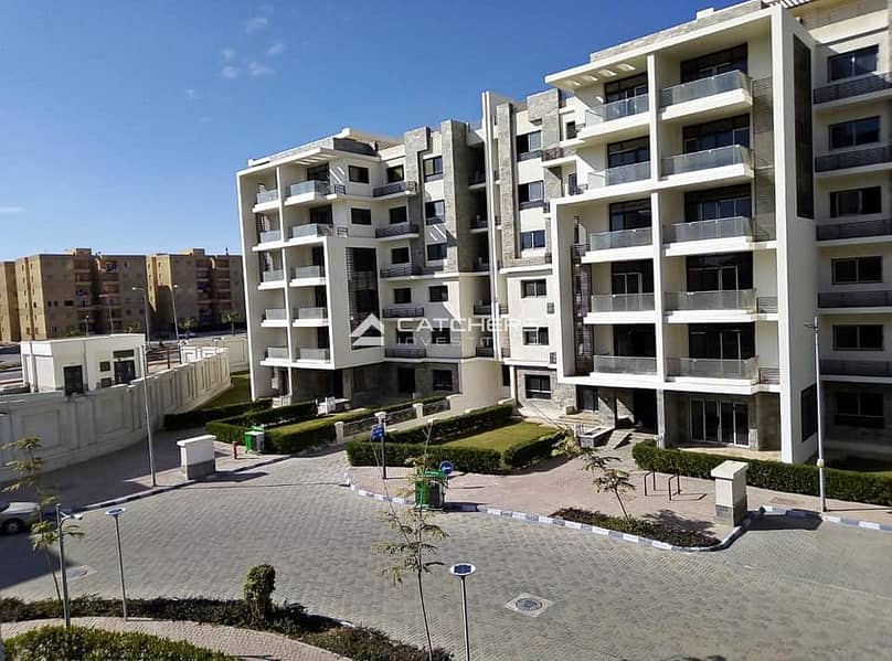 Apartment for sale in the heart of Mostakbal City, fully finished, ready for immediate occupancy, special 38% discount for cash payment. - Widok 3