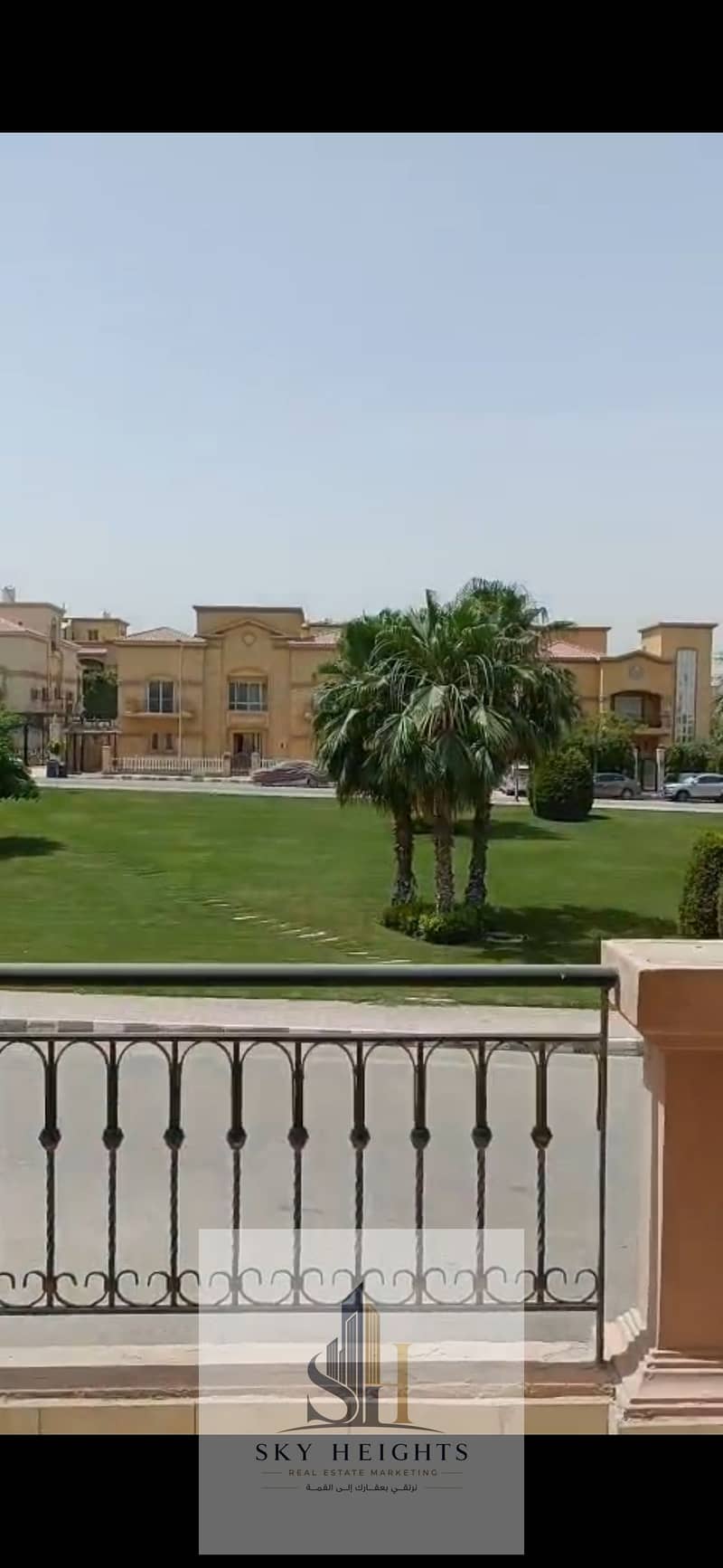 9 1000792435. jpg