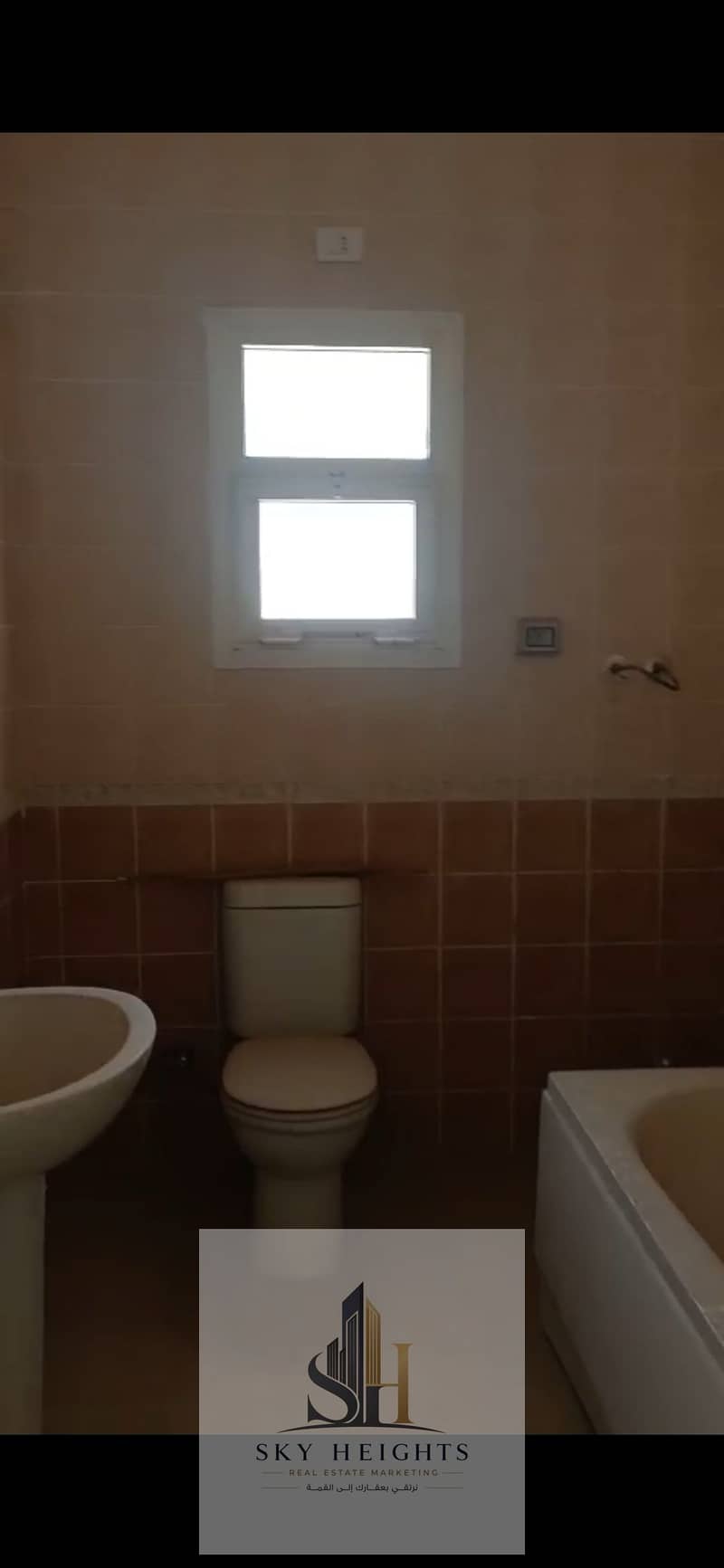 17 1000792427. jpg