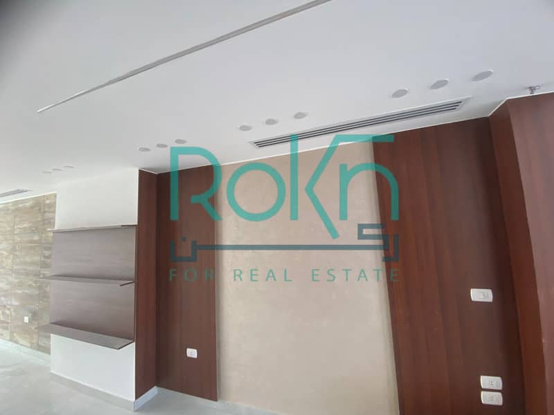 Fully Finished office for rent in Centrada Plaza directly on Mehwar-Zayed - Mehr