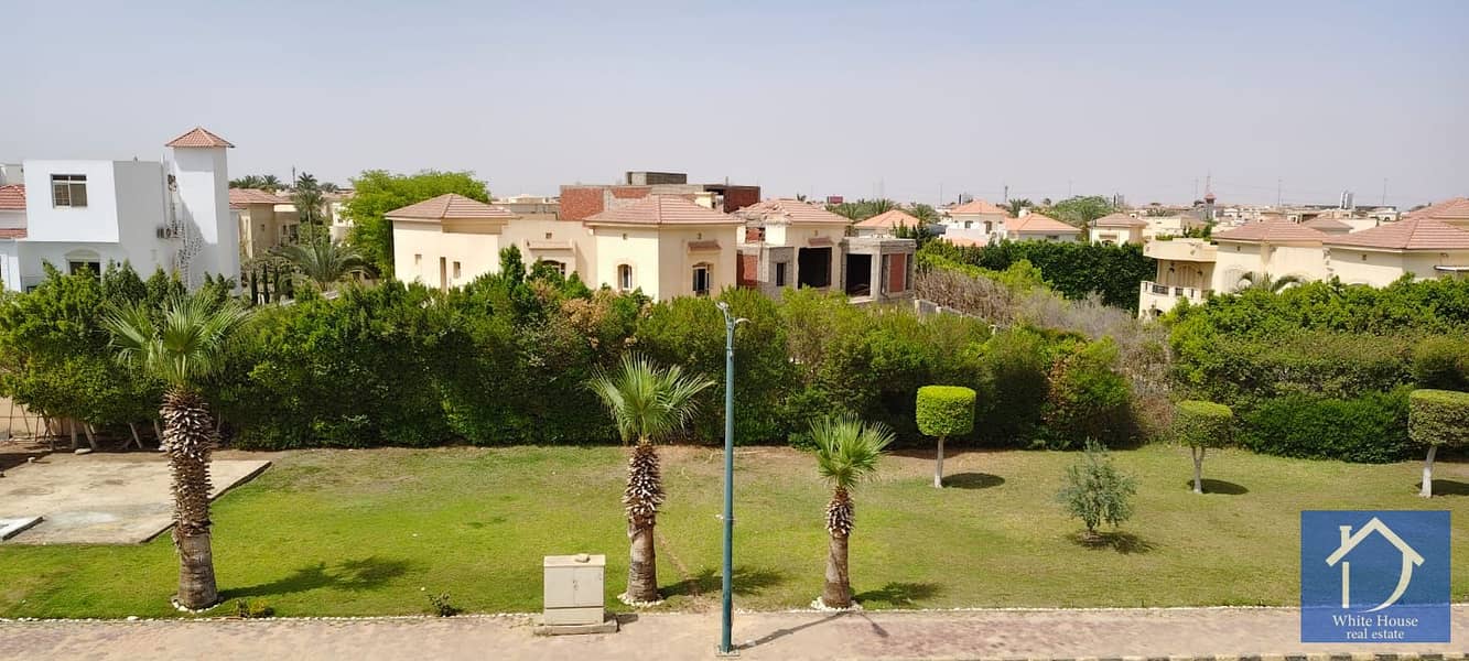 Ultra-luxury 500 sqm villa, fully furnished with appliances, in Al Nasayem Compound, prime location. - Ansicht 6