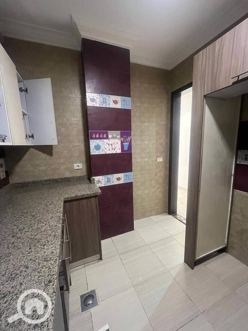 A 130 m super lux apartment for sale in the Ritaq project by Al-Hijaz Company with kitchen and garage. – pohled 6