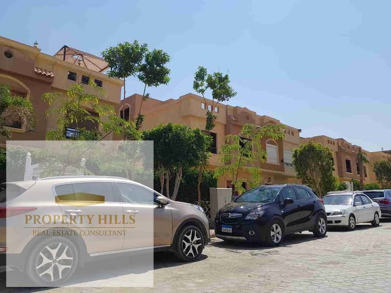 Ready for Viewing & Delivery twin Villa beside cairo festival city in Katameya Gardens  • Unit Type: Villa • Built-up Area: 525 m² • Garden Area: 256 m² • Location: Katameya Gardens – New Cairo • Status: Ready for viewing and delivery  Project Features: - Ansicht 5