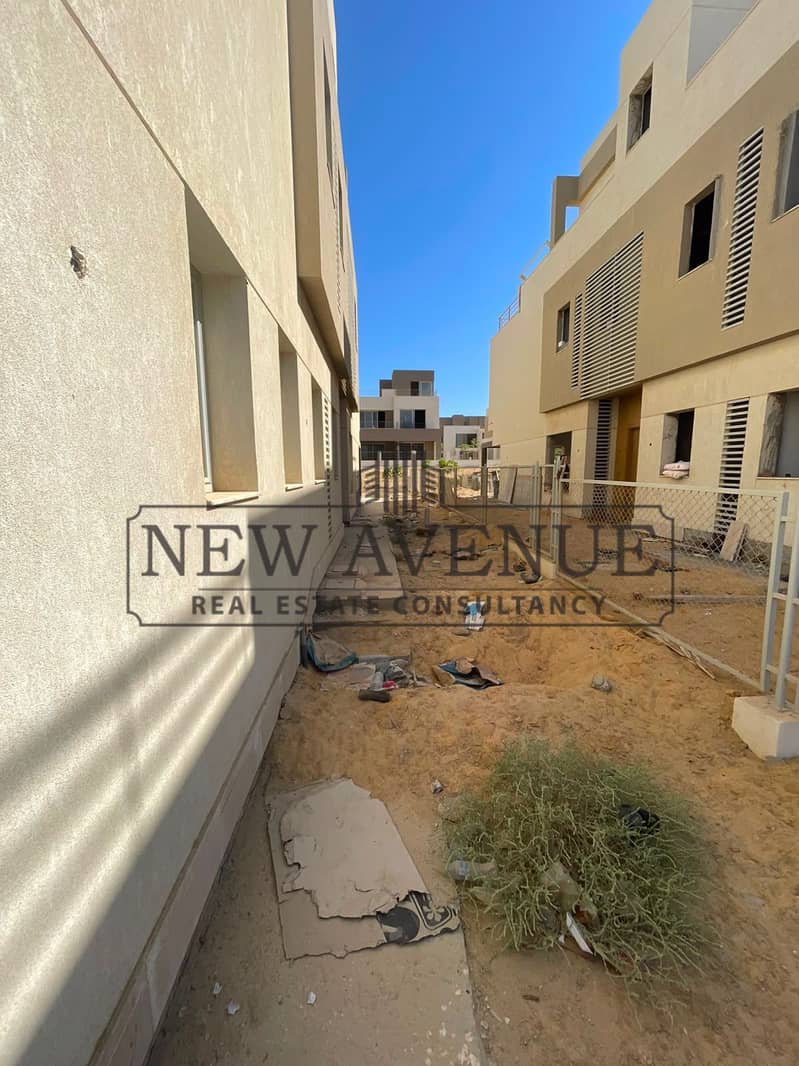 Twin house for sale in palmHills New Cairo with best price and location ready to move - Widok 4